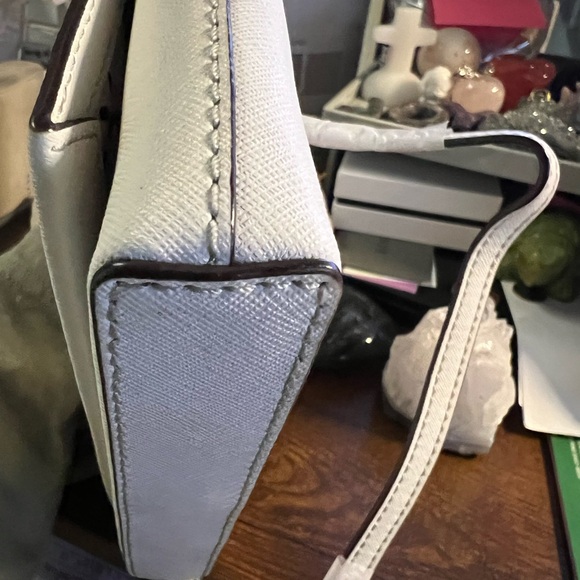 Kate Spade Ivory Newbury Lane Sally Crossbody with Gold Accent - NWOT - Picture 10 of 15